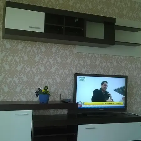 Kronos Apartamento *